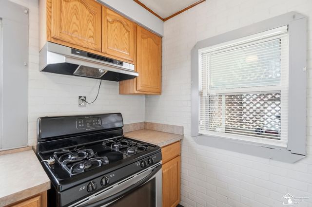 943 E 4th Street, Monroe, MI 48161