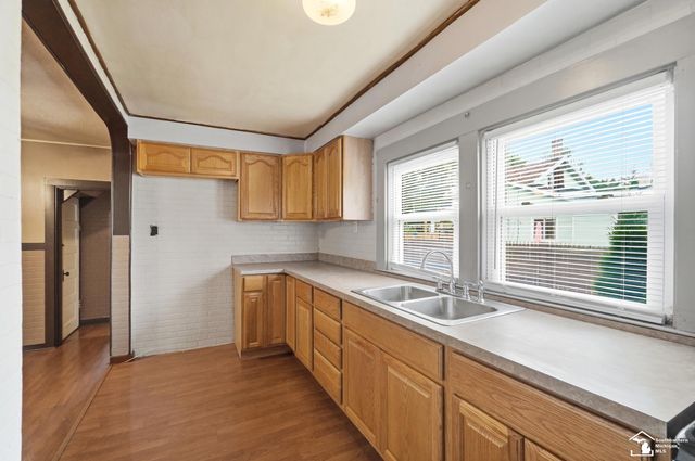 943 E 4th Street, Monroe, MI 48161