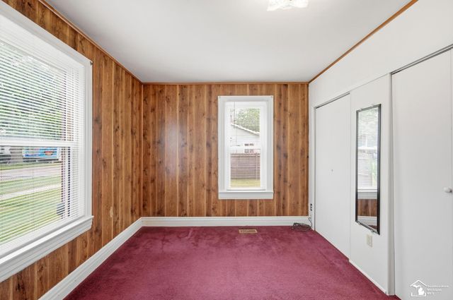 943 E 4th Street, Monroe, MI 48161