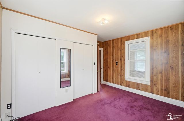 943 E 4th Street, Monroe, MI 48161