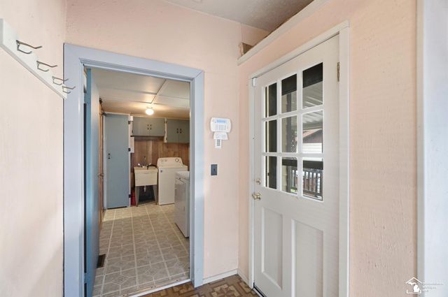 943 E 4th Street, Monroe, MI 48161
