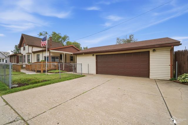 943 E 4th Street, Monroe, MI 48161