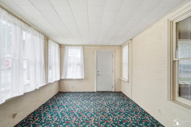 943 E 4th Street, Monroe, MI 48161