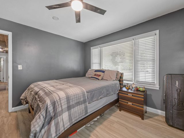 232 Pine Grove Circle, Chesnee, SC 29323