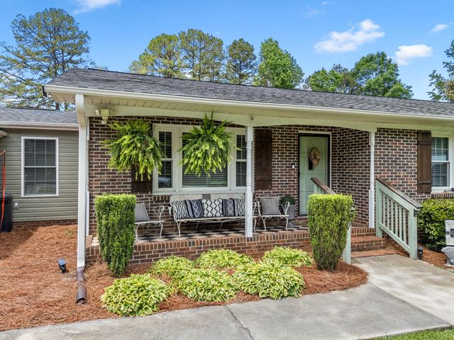 232 Pine Grove Circle, Chesnee, SC 29323