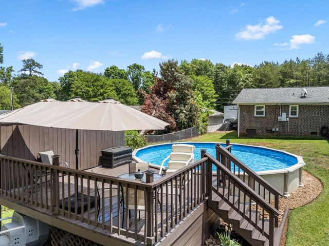 232 Pine Grove Circle, Chesnee, SC 29323