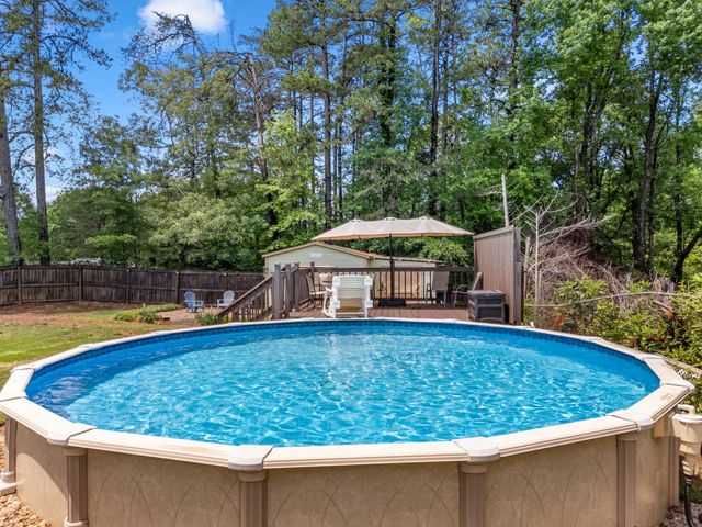 232 Pine Grove Circle, Chesnee, SC 29323