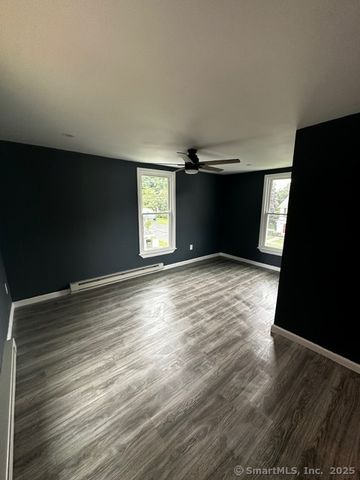 76 Columbus Avenue, Meriden, CT 06451