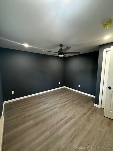 76 Columbus Avenue, Meriden, CT 06451