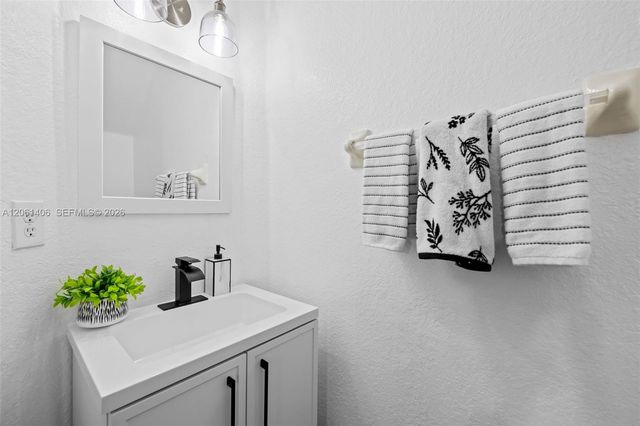 5577 Monte Carlo Place, Margate, FL 33068