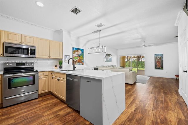 5577 Monte Carlo Place, Margate, FL 33068
