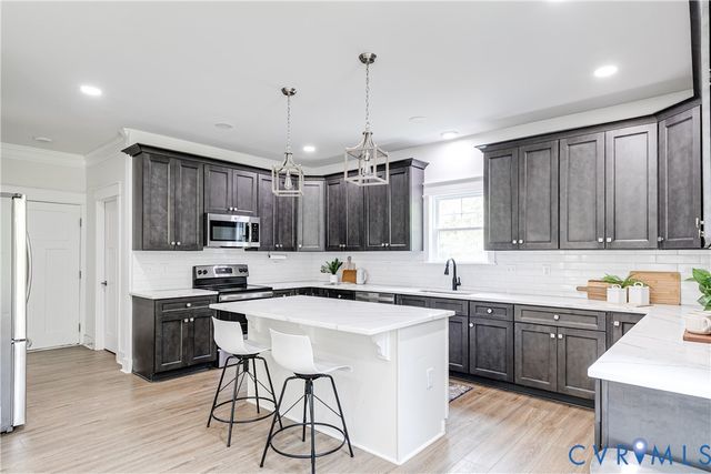 12668 Greenwood Rd, Glen Allen, VA 23059