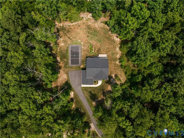 12668 Greenwood Rd, Glen Allen, VA 23059