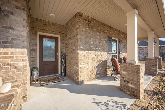 6452 Chickory Way, Ocean Springs, MS 39564