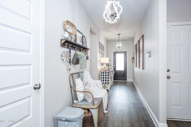 6452 Chickory Way, Ocean Springs, MS 39564