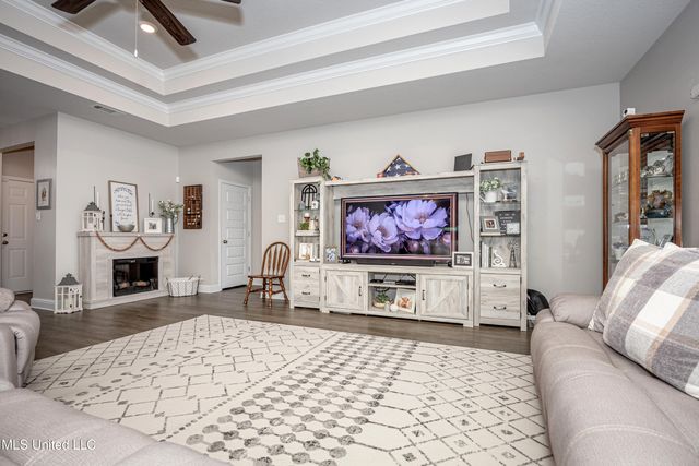 6452 Chickory Way, Ocean Springs, MS 39564