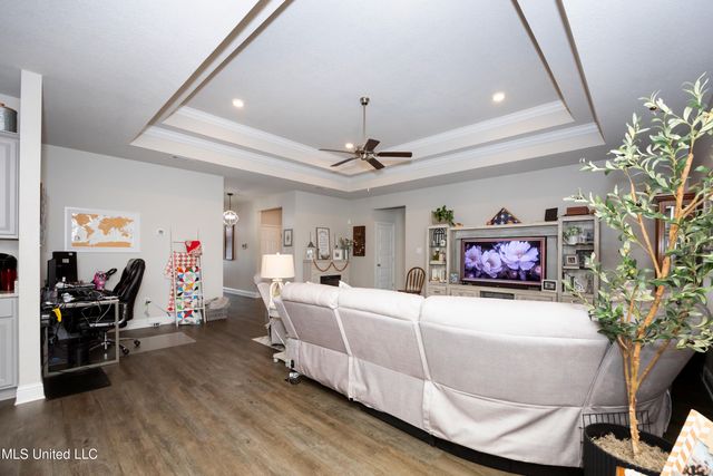 6452 Chickory Way, Ocean Springs, MS 39564