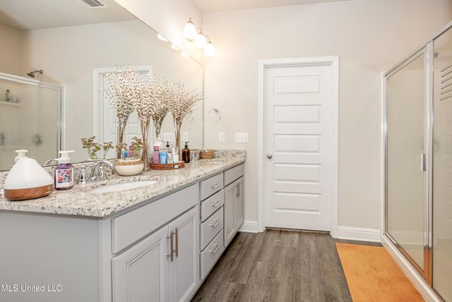 6452 Chickory Way, Ocean Springs, MS 39564