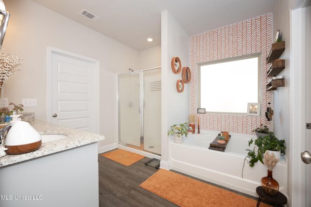 6452 Chickory Way, Ocean Springs, MS 39564