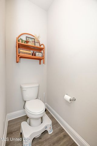 6452 Chickory Way, Ocean Springs, MS 39564