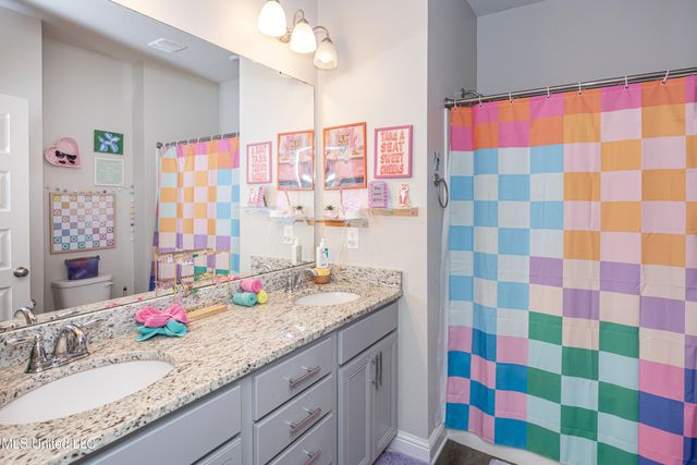 6452 Chickory Way, Ocean Springs, MS 39564