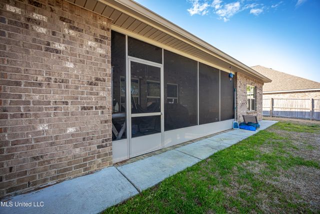 6452 Chickory Way, Ocean Springs, MS 39564