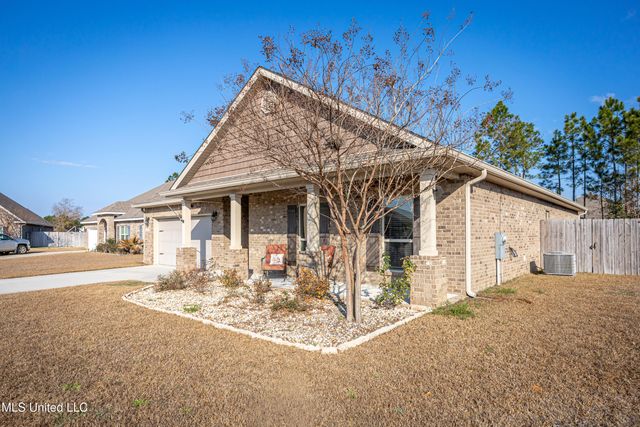 6452 Chickory Way, Ocean Springs, MS 39564