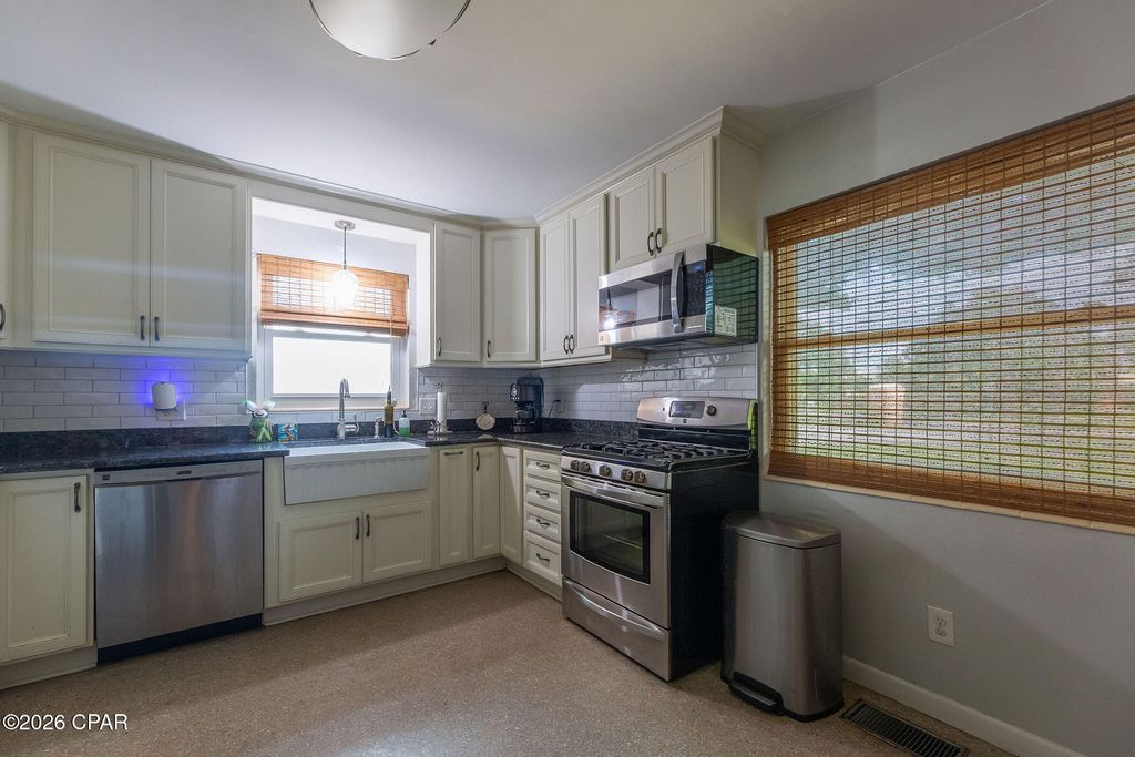 Image 14 of property listing at 405 Bay Shore Drive, Panama City Beach, FL 32407