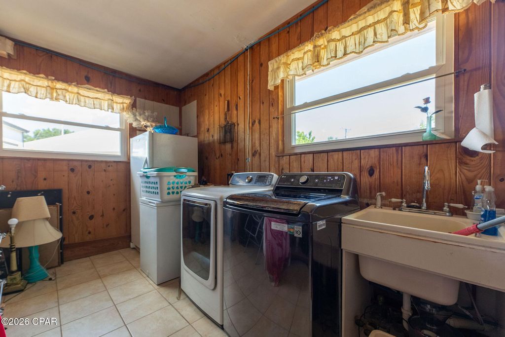 Image 21 of property listing at 405 Bay Shore Drive, Panama City Beach, FL 32407