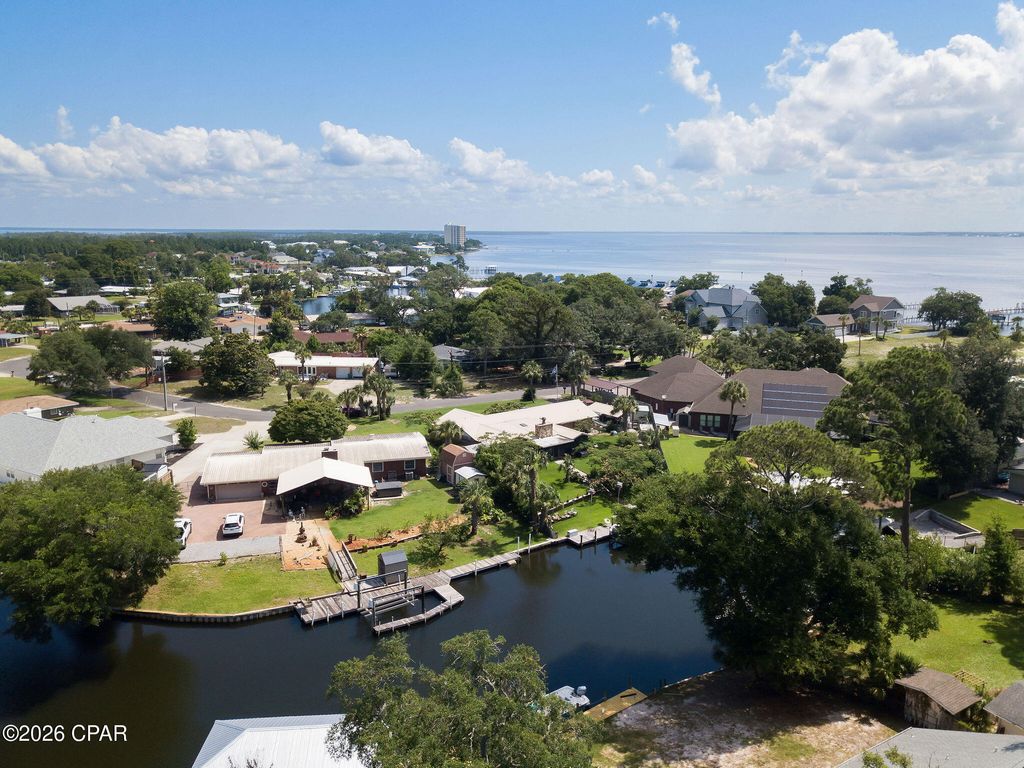 Image 38 of property listing at 405 Bay Shore Drive, Panama City Beach, FL 32407
