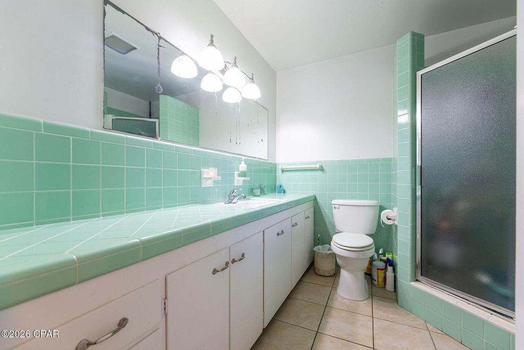 Image 7 of property listing at 405 Bay Shore Drive, Panama City Beach, FL 32407