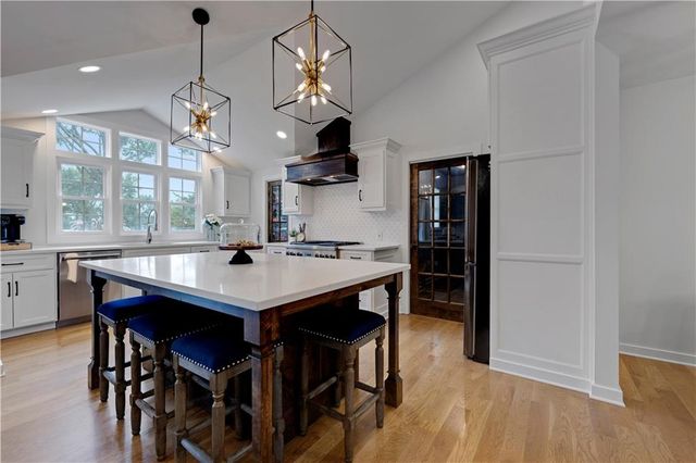 12730 Overbrook Road, Leawood, KS 66209