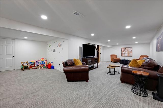 12730 Overbrook Road, Leawood, KS 66209
