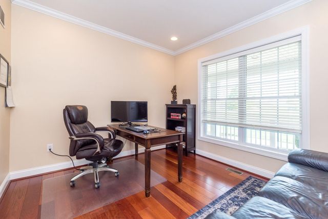 25 BRIDGETOWN PIKE, Feasterville Trevose, PA 19053