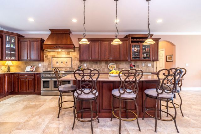25 BRIDGETOWN PIKE, Feasterville Trevose, PA 19053