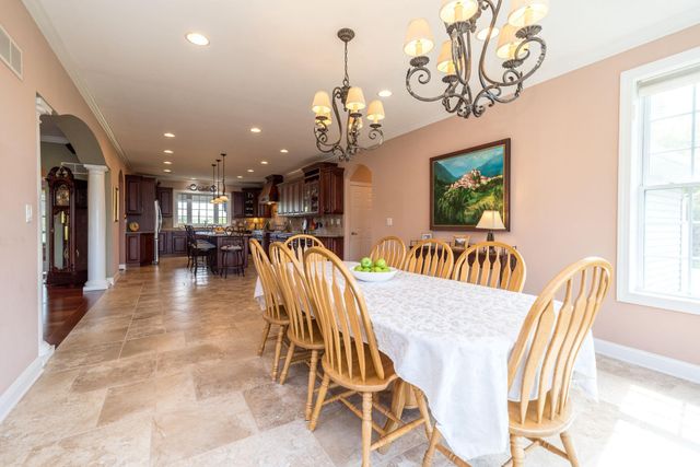 25 BRIDGETOWN PIKE, Feasterville Trevose, PA 19053