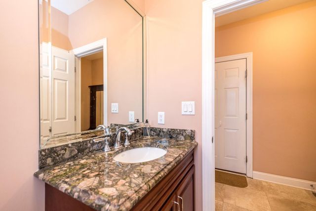 25 BRIDGETOWN PIKE, Feasterville Trevose, PA 19053