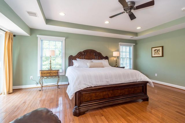 25 BRIDGETOWN PIKE, Feasterville Trevose, PA 19053