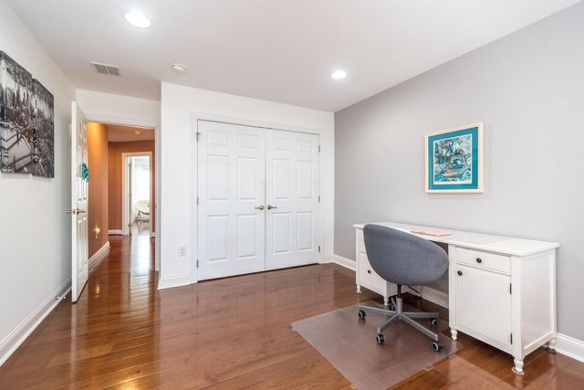 25 BRIDGETOWN PIKE, Feasterville Trevose, PA 19053