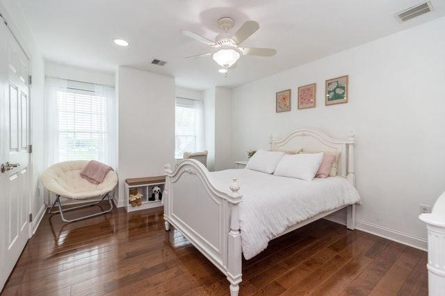 25 BRIDGETOWN PIKE, Feasterville Trevose, PA 19053