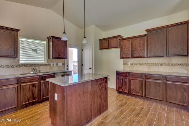 14345 Tobe Davis Drive Drive, Horizon City, TX 79928