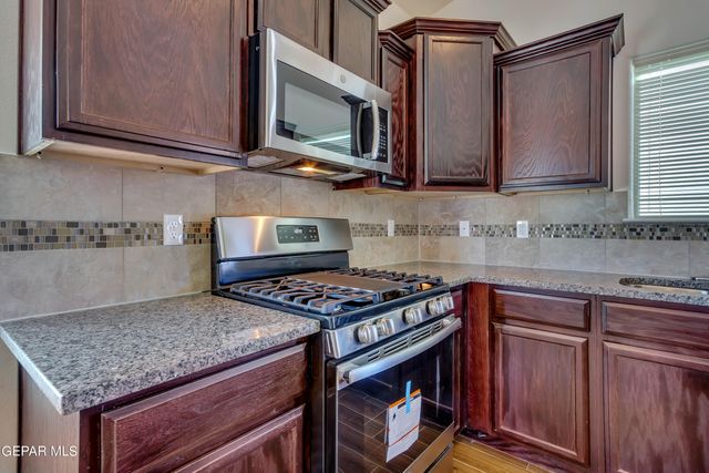 14345 Tobe Davis Drive Drive, Horizon City, TX 79928