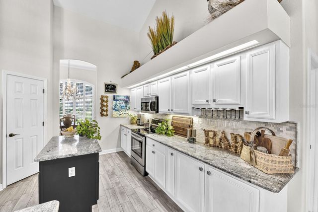 5011 GREENBRIAR TRAIL, Mount Dora, FL 32757