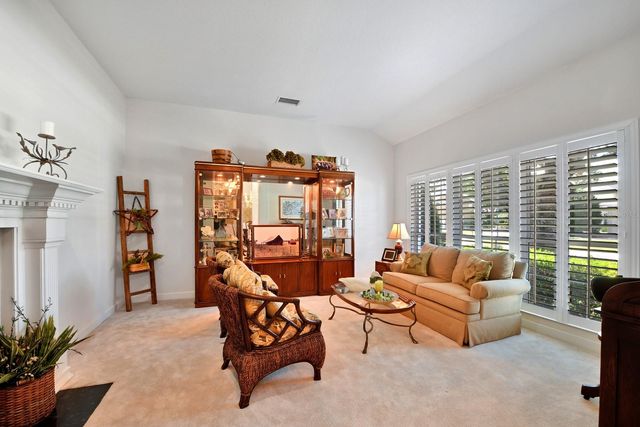 5011 GREENBRIAR TRAIL, Mount Dora, FL 32757