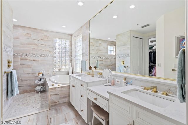 2834 Tiburon BLVD E 101, Naples, FL 34109