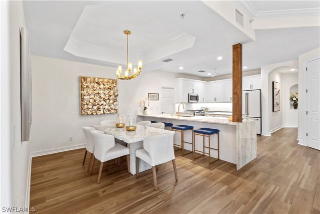 2834 Tiburon BLVD E 101, Naples, FL 34109