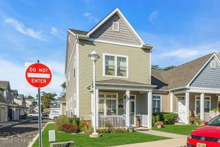 40 University Drive, Long Branch, NJ 07740
