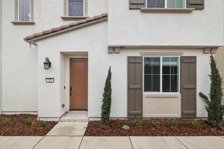 14545 Southpointe Dr #55, Folsom, CA 95630