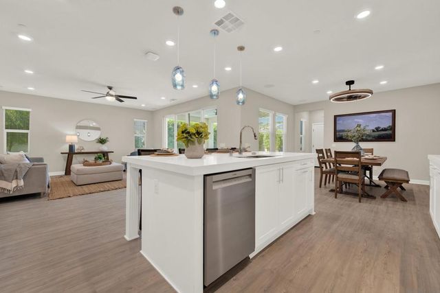 2835 Demler Dr., Escondido, CA 92029