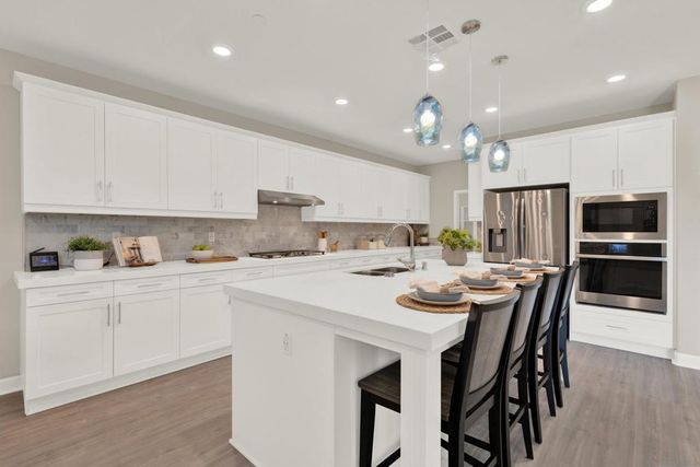 2835 Demler Dr., Escondido, CA 92029